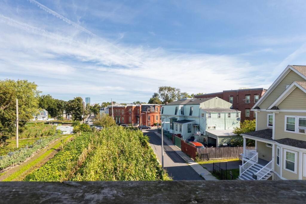 New! Boston Condo Near Mbta, 3Mi To Fenway ! Dış mekan fotoğraf